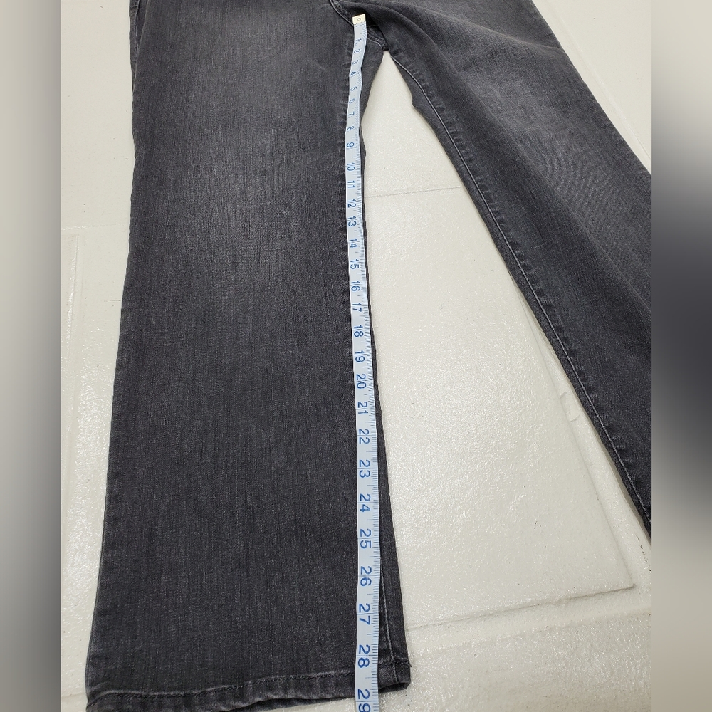 Chico’s jeans women's size 14 short black wash with fading straight leg stretch - Picture 6 of 11